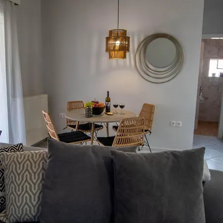 Apartment Avres *
