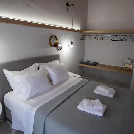 Avres 스키아토스 타운