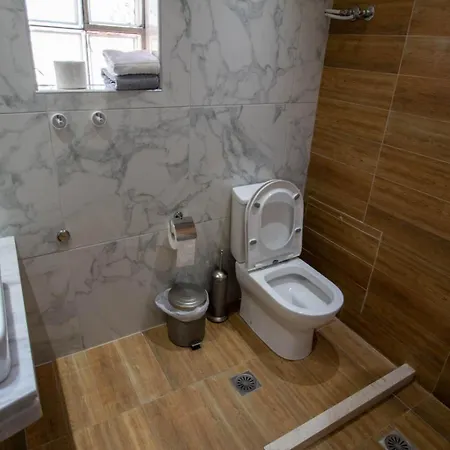 Avres 스키아토스 타운